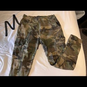 Almost Famous camo joggers